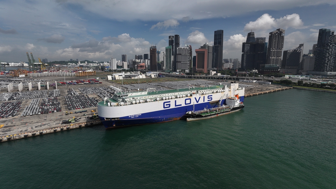 TotalEnergies Marine Fuels Supplies its First B100 Biofuel Bunker in Singapore