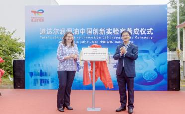 Ting Wee and Anne-Solange on stage at Total Lubricants China Innovation Lab inauguration ceremony